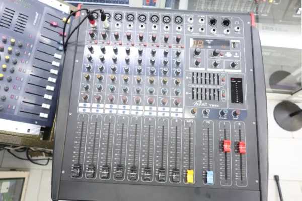 Pev Pro YD80 Mixer