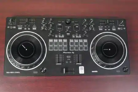Pioneer DDJ-Rev1 compatibility