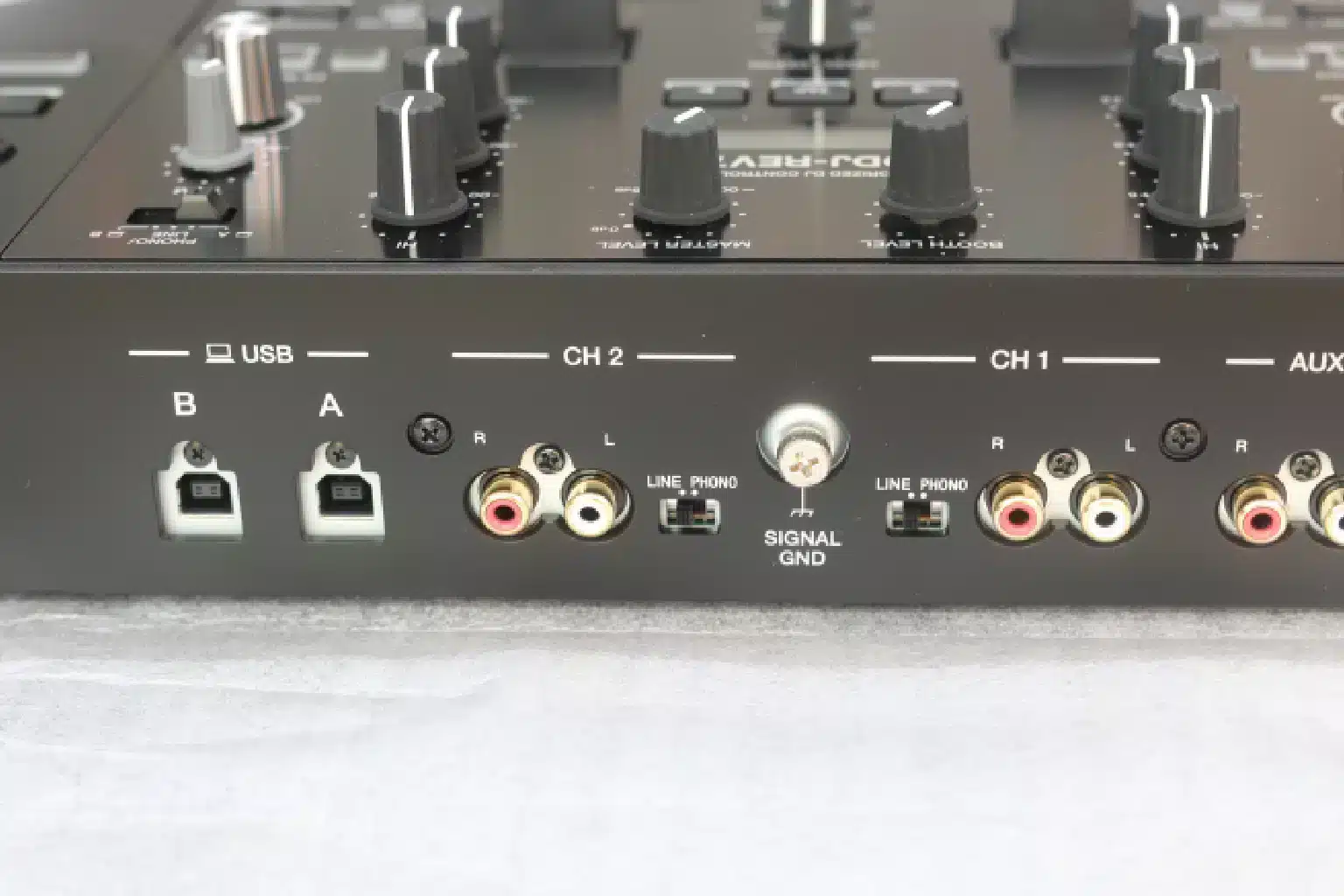Affordable DJ controller Kenya,