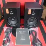 BX5 D2 studio monitor