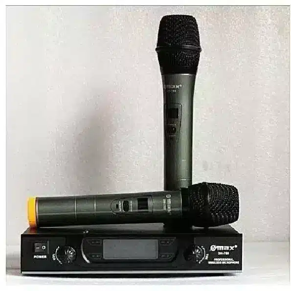 Max 767 wireless microphone