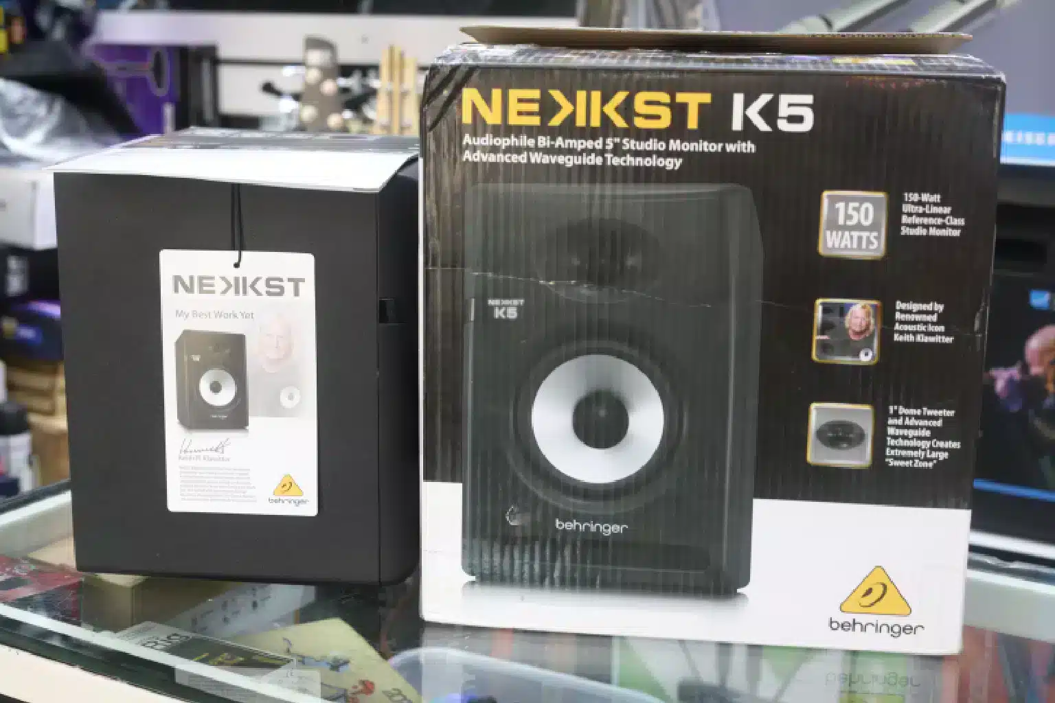 Behringer Nekkst