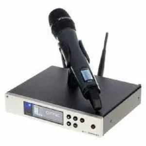 Sennheiser 835 microphone Kenya