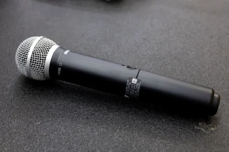shure PG58 microphone 