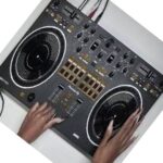 Pioneer DDJ-Rev1 performance