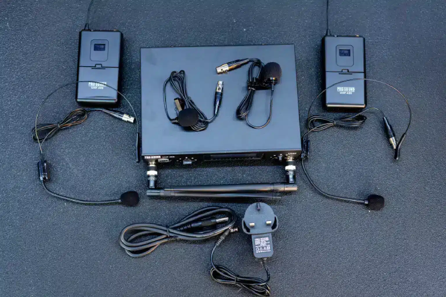 UHF 400 Wireless Microphone reviews 