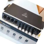 Behringer UMC404HD phantom power