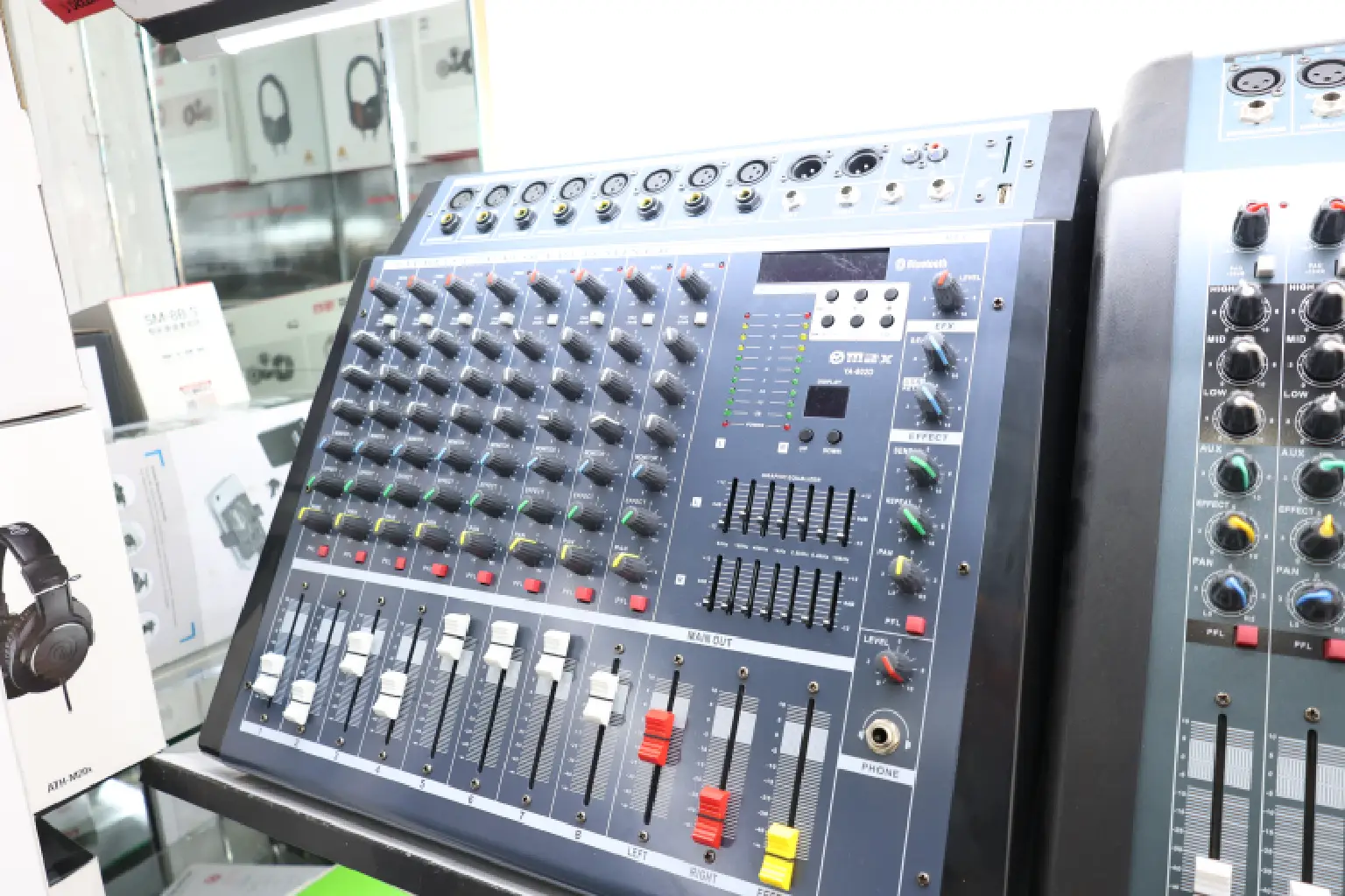 Max YA 802D USB Plain Mixer compatibility