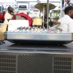 Max YA 802D USB plain mixer