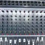 Max YA 1602D features