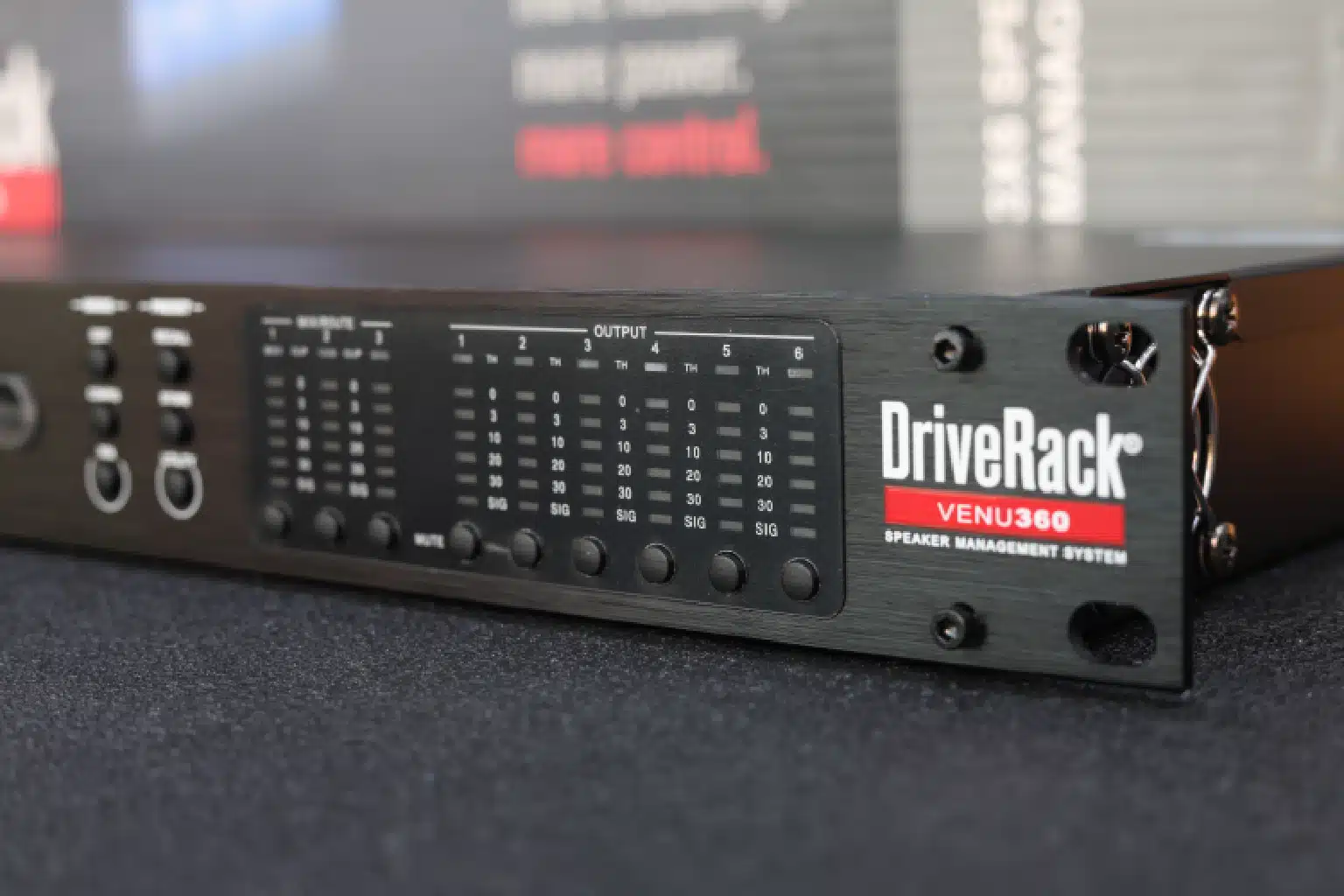 Behringer DBX DriveRack VENU360