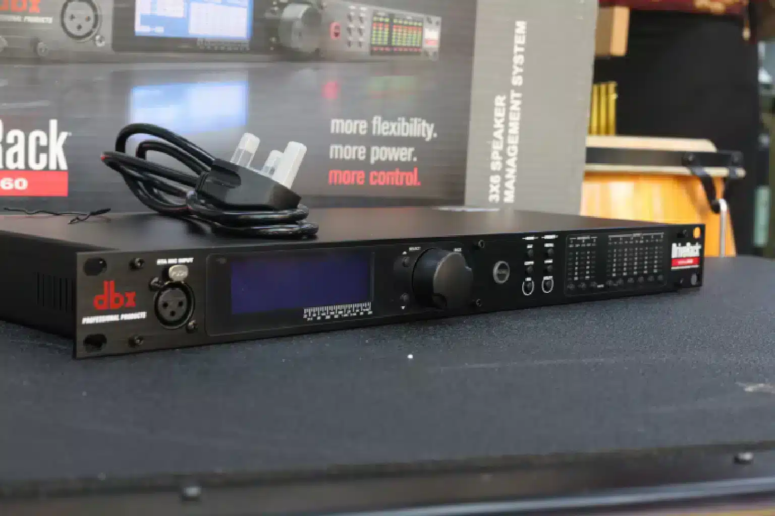Behringer DBX DriveRack VENU360 signal processing
