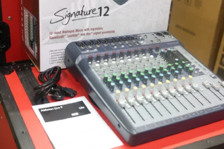 Signature 12 series manual 