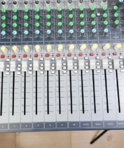 Soundcraft Signature 16 price in Kenya