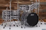 LUDWIG CLASSIC MAPLE 7 PIECE DRUM KIT MACH LUG DIGITAL BLACK SPARKLE DRUMAZON 07