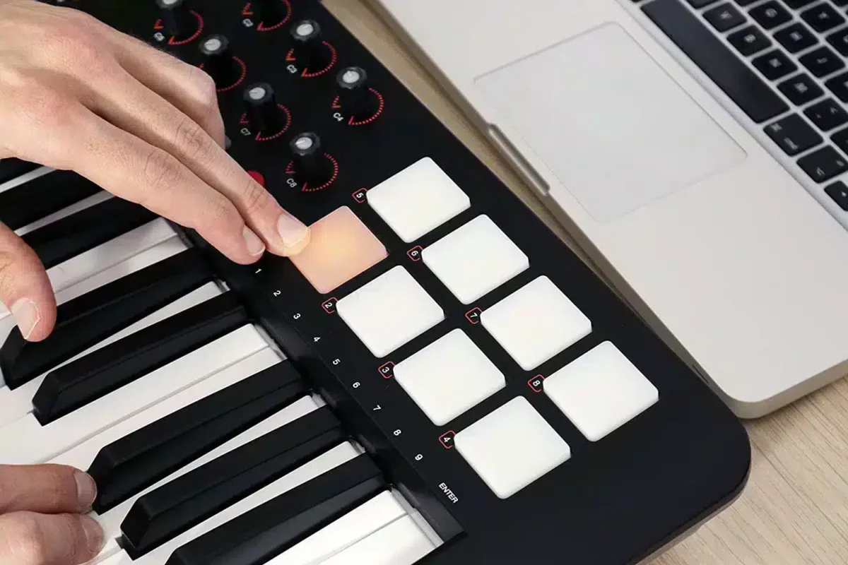 Keyboard 25