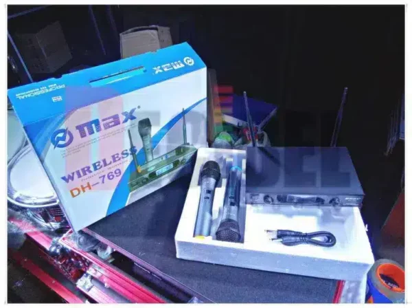 Max DH-769 Wireless Microphone price in Nairobi