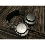 Sony MDR-Z700DJ Lightweight Design Kenya