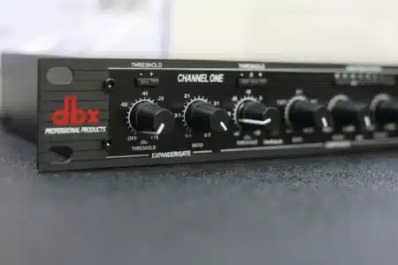 Behringer DBX 266XL compressor