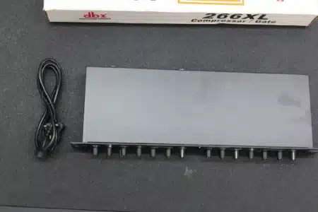 Behringer DBX 266XL audio processor