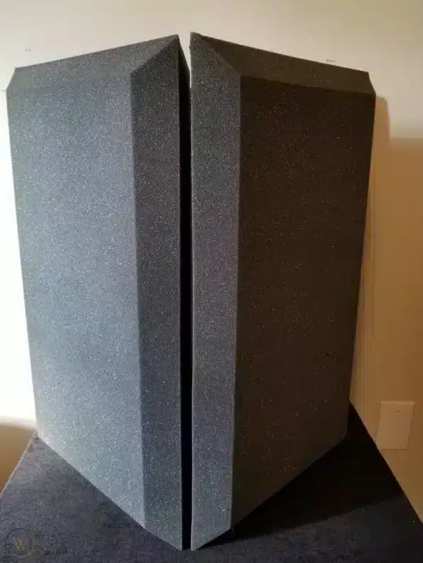 Studio Bass Traps Pair