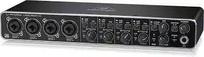 Behringer UMC404HD