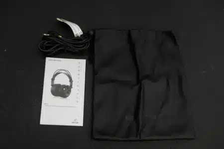 Behringer BH40 headphones