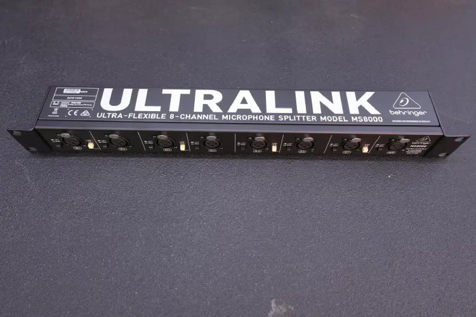 MS8000 signal distributor