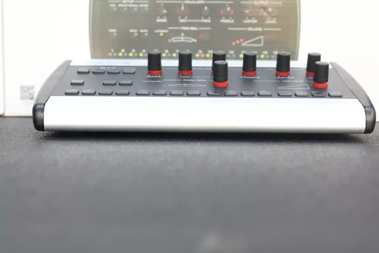 Behringer PowerPlay P16-M firmware update