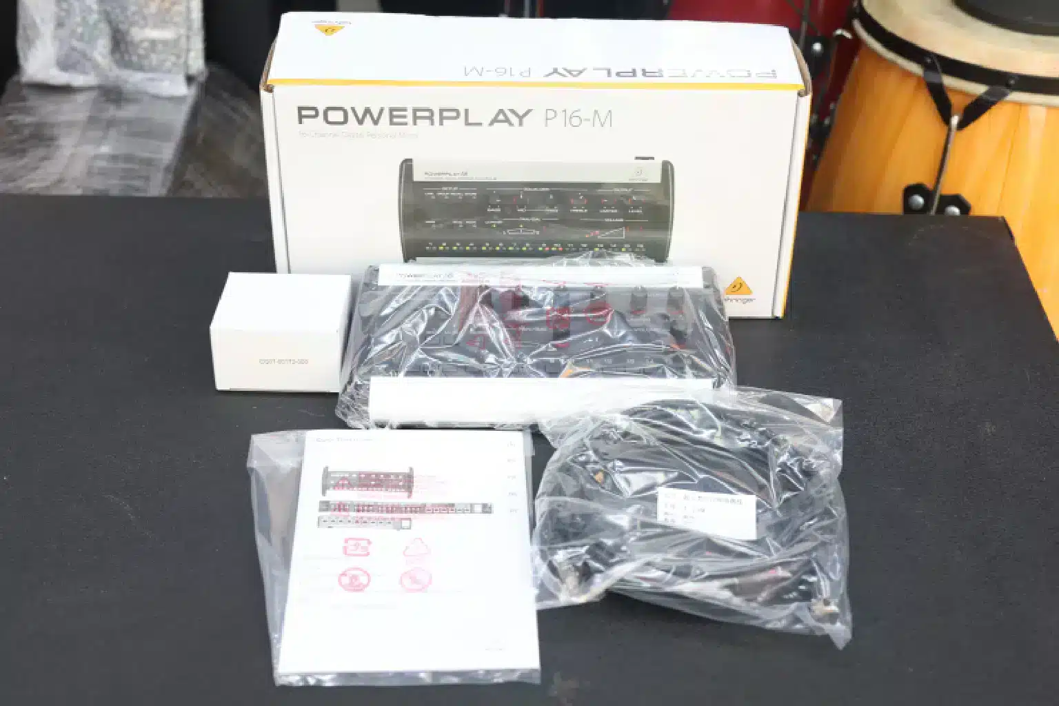 Behringer PowerPlay P16-M accessories