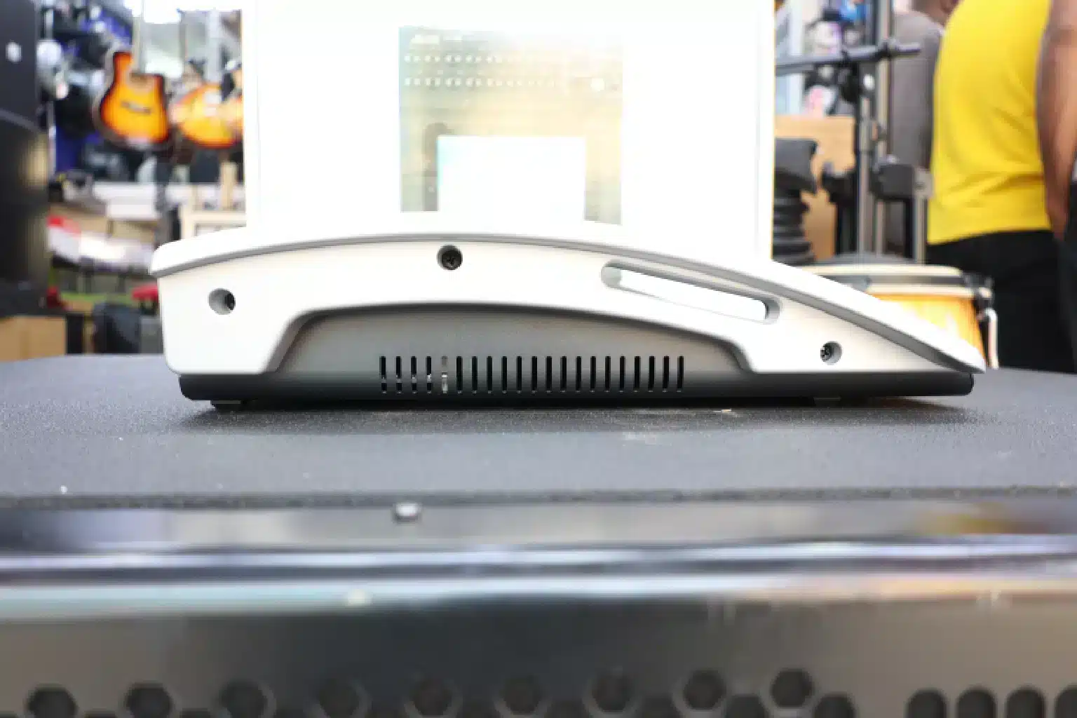 Behringer X AIR XR18