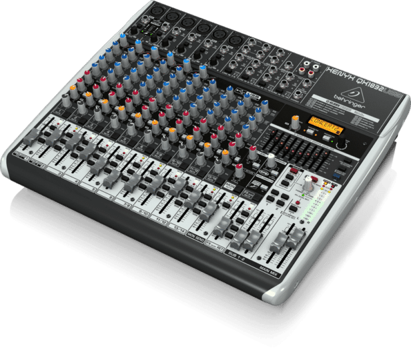 Behringer QX1832USB