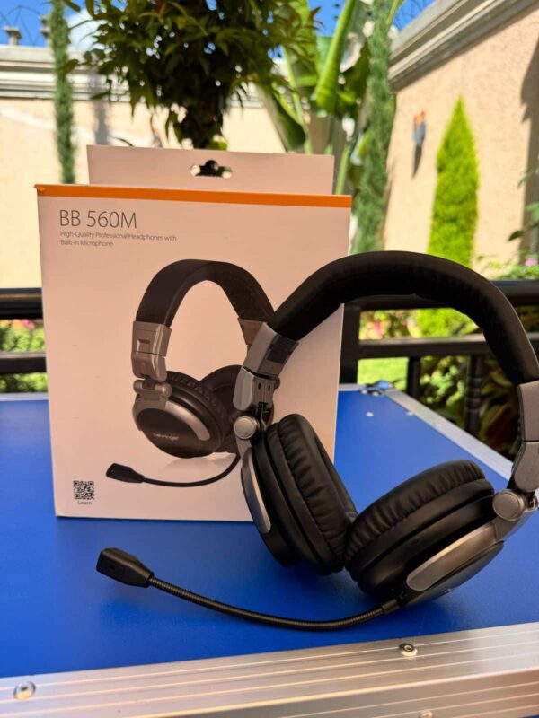 Behringer BB 560M High-Quality Headphones