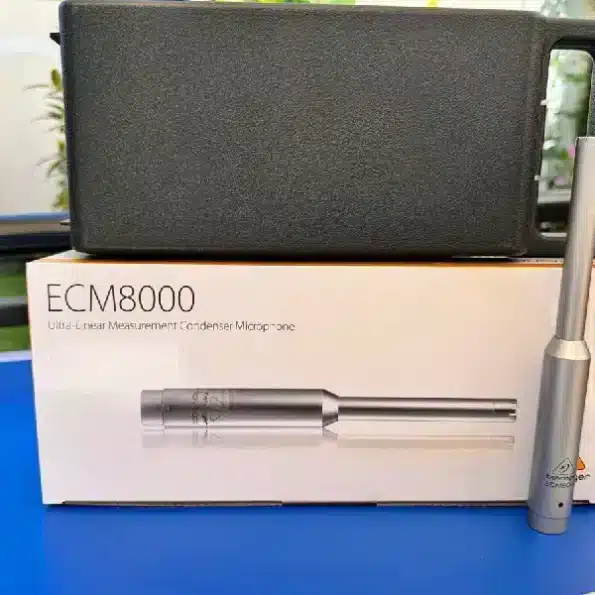 Behringer ECM8000