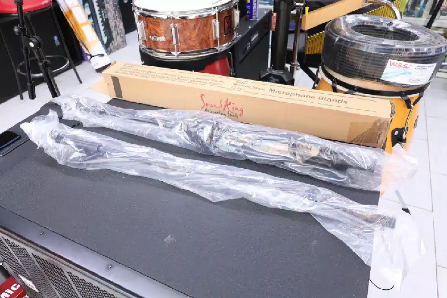 Soundking DD 005 mic stand sale