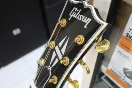 Gibson electric guitar
