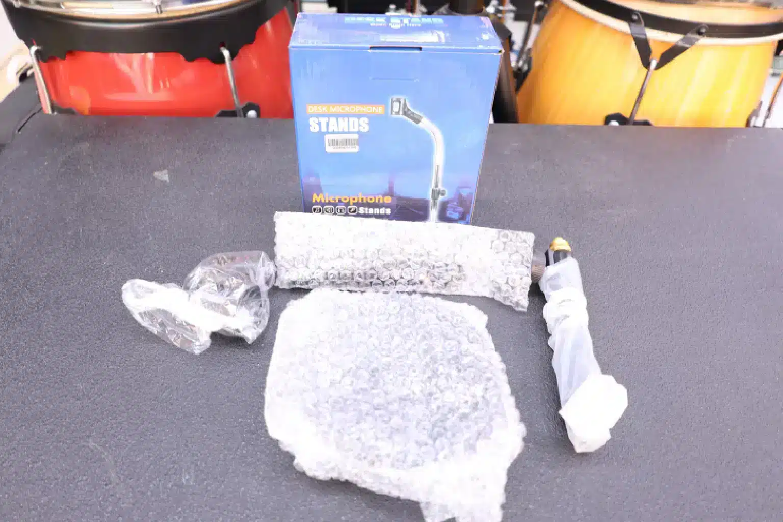 Swivel desk mic stand