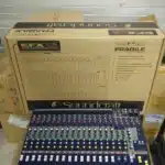 Soundcraft EFX16 Mixer