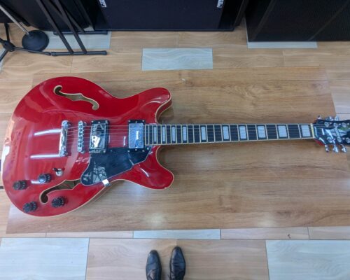 Gibson Solo semi-hollow electric guitar Kenya,