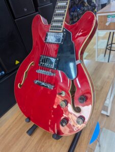 Gibson Solo semi-hollow guitar shops Nairobi